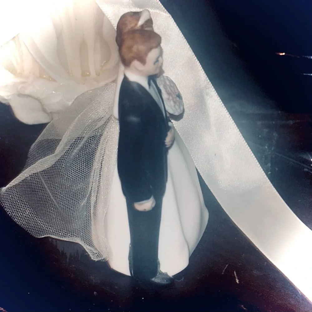 1950s Wilton Chicago Bride & Groom Topper